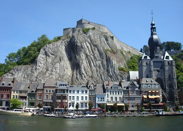 Au Repaire Des écureuils Chalet Waulsort